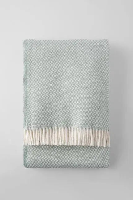 55" X 70" Sage And White Cotton Blend Geometric Plush Throw Blanket with Fringe Homeroots Home Decor