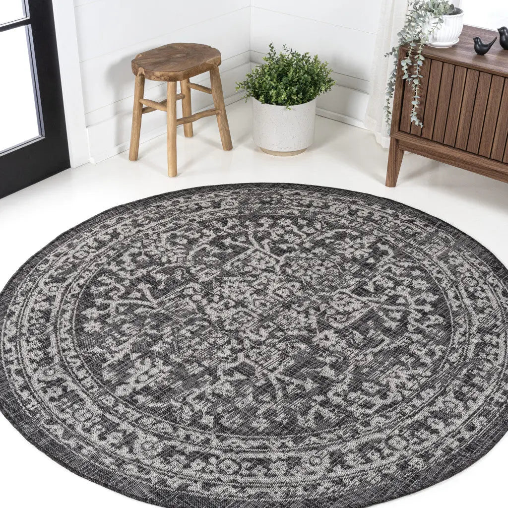 5' Black And Gray Round Medallion Indoor Outdoor Area Rug Homeroots Outdoor