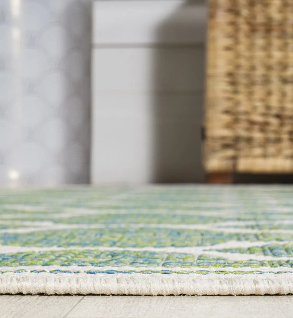 5' Cream And Green Square Geometric Indoor Outdoor Area Rug Homeroots Outdoor