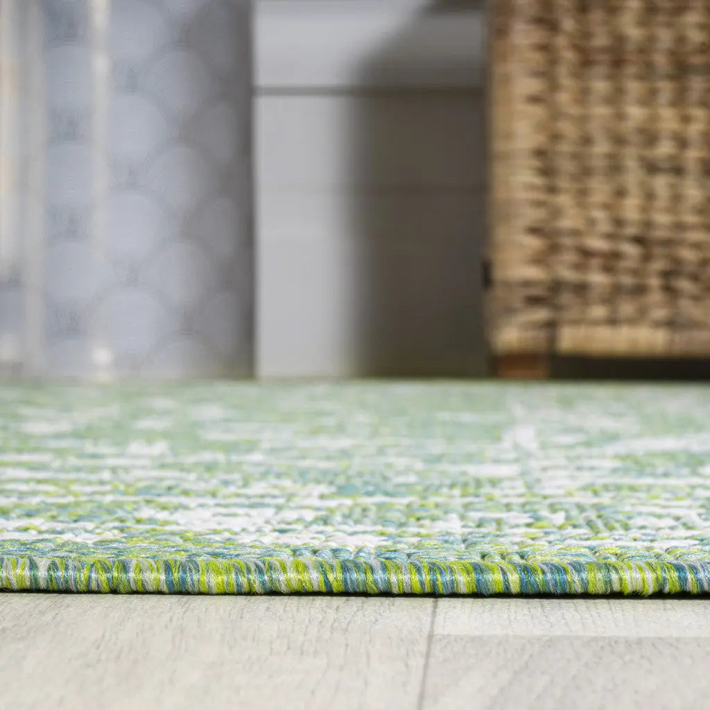 5' Cream And Green Square Medallion Indoor Outdoor Area Rug Homeroots Outdoor
