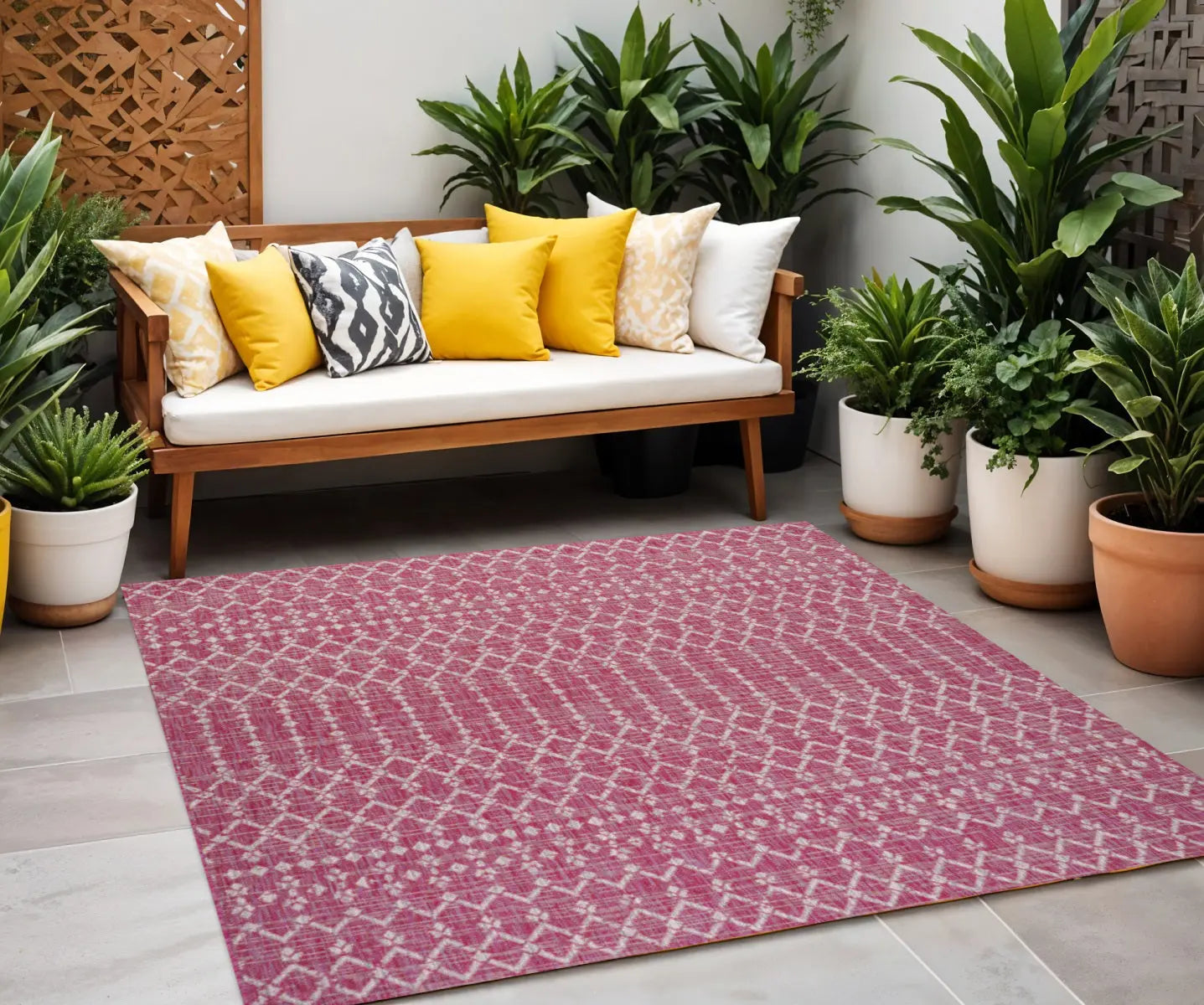 5' Fuchsia And Light Gray Square Trellis Indoor Outdoor Area Rug Homeroots Outdoor