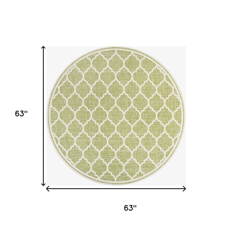 5' Green And Cream Round Geometric Indoor Outdoor Area Rug Homeroots Outdoor