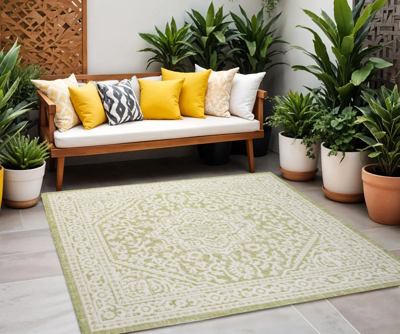 5' Green And Cream Square Medallion Indoor Outdoor Area Rug Homeroots Outdoor