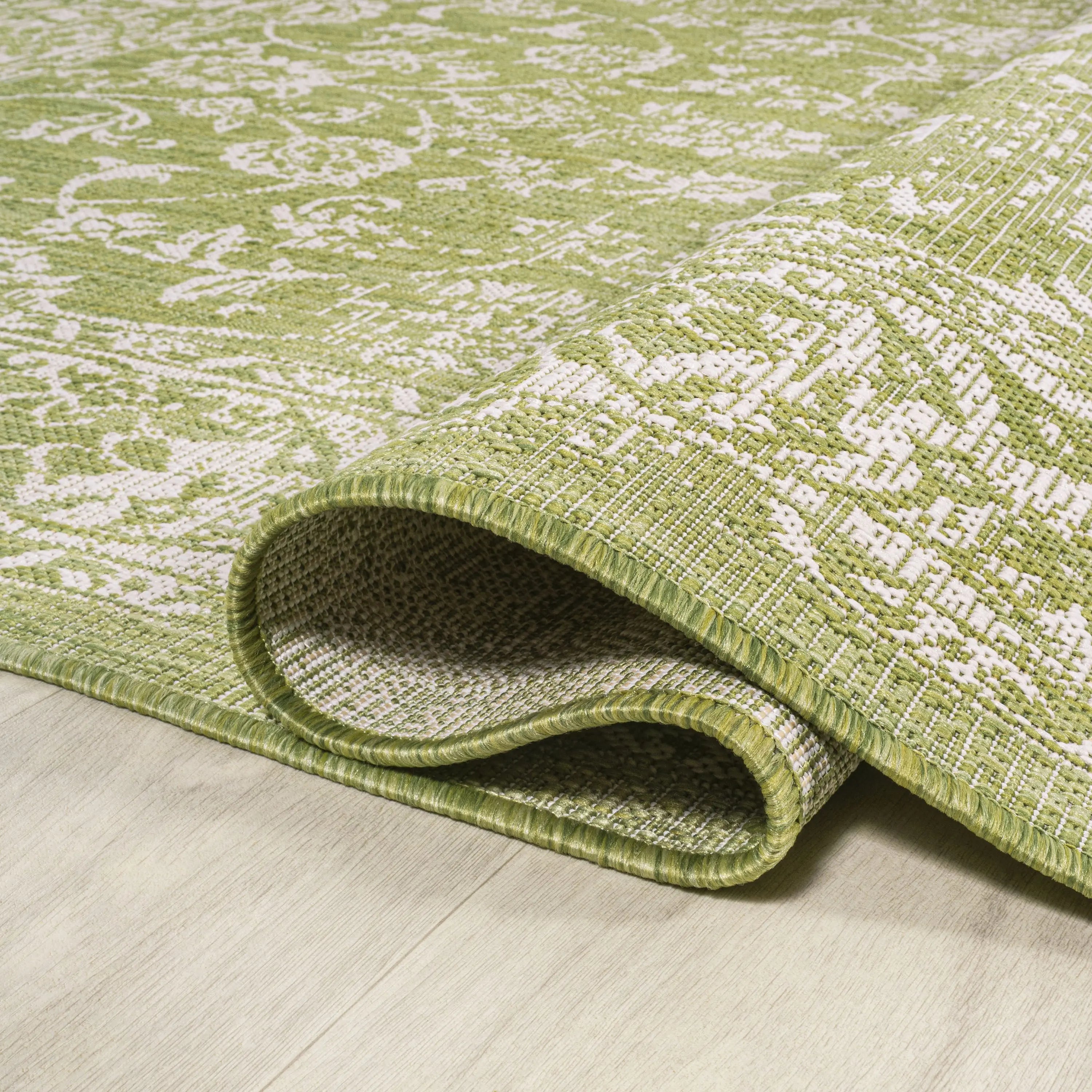 5' Green And Cream Square Medallion Indoor Outdoor Area Rug Homeroots Outdoor