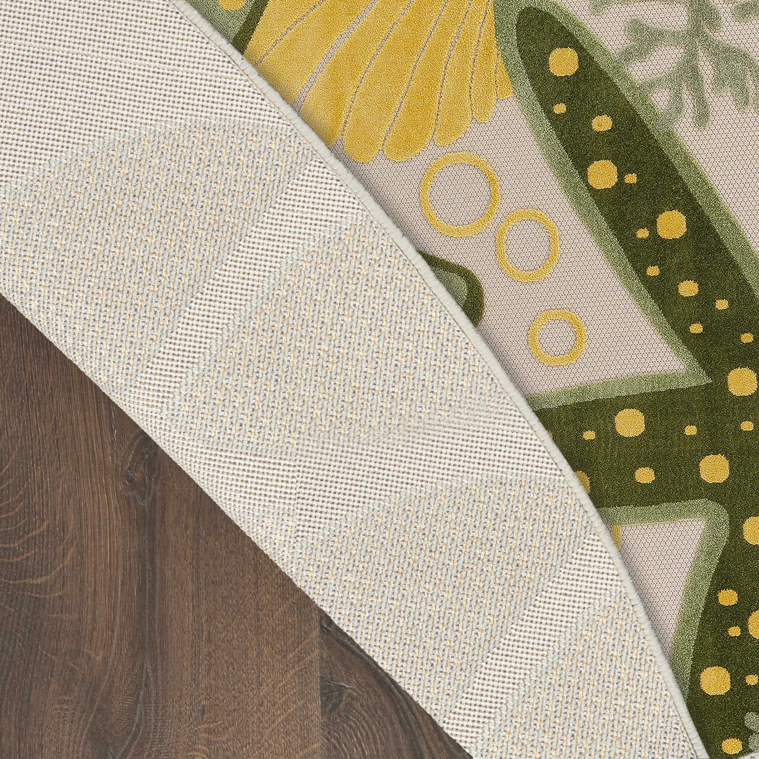 5' Green Yellow Ivory And Dark Green Round Starfish Indoor Outdoor Area Rug Homeroots Outdoor