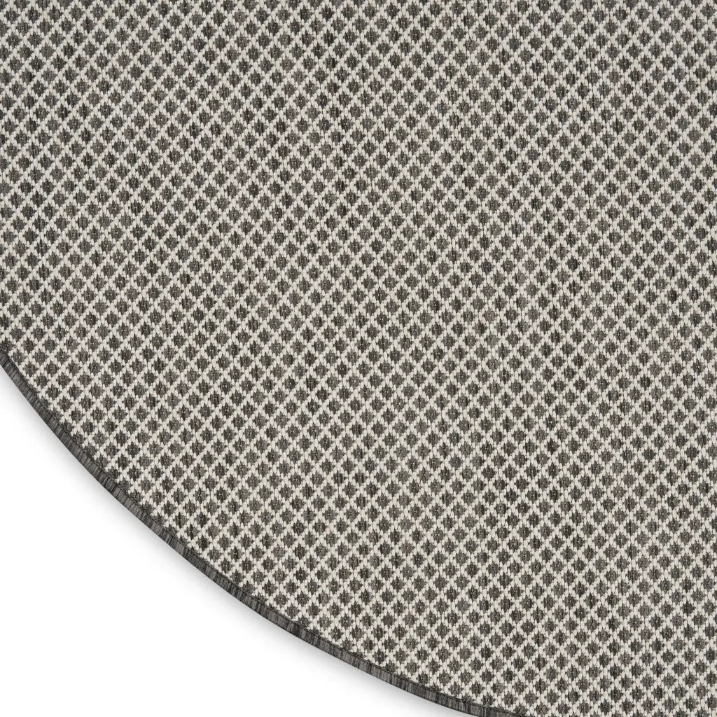 5' Ivory And Charcoal Round Geometric Indoor Outdoor Area Rug Homeroots Outdoor