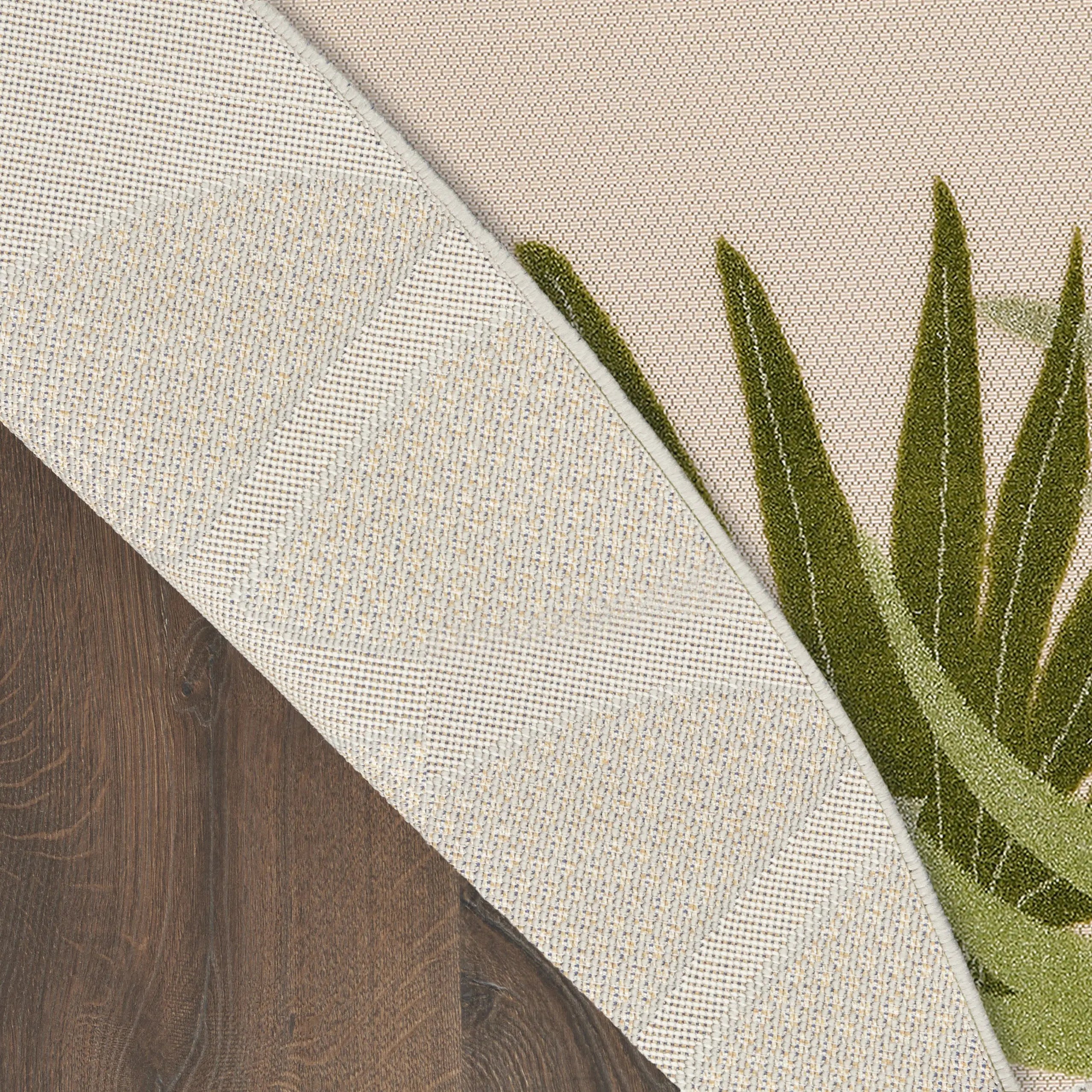 5' Ivory And Green Round Palm Leaf Indoor Outdoor Area Rug Homeroots Outdoor