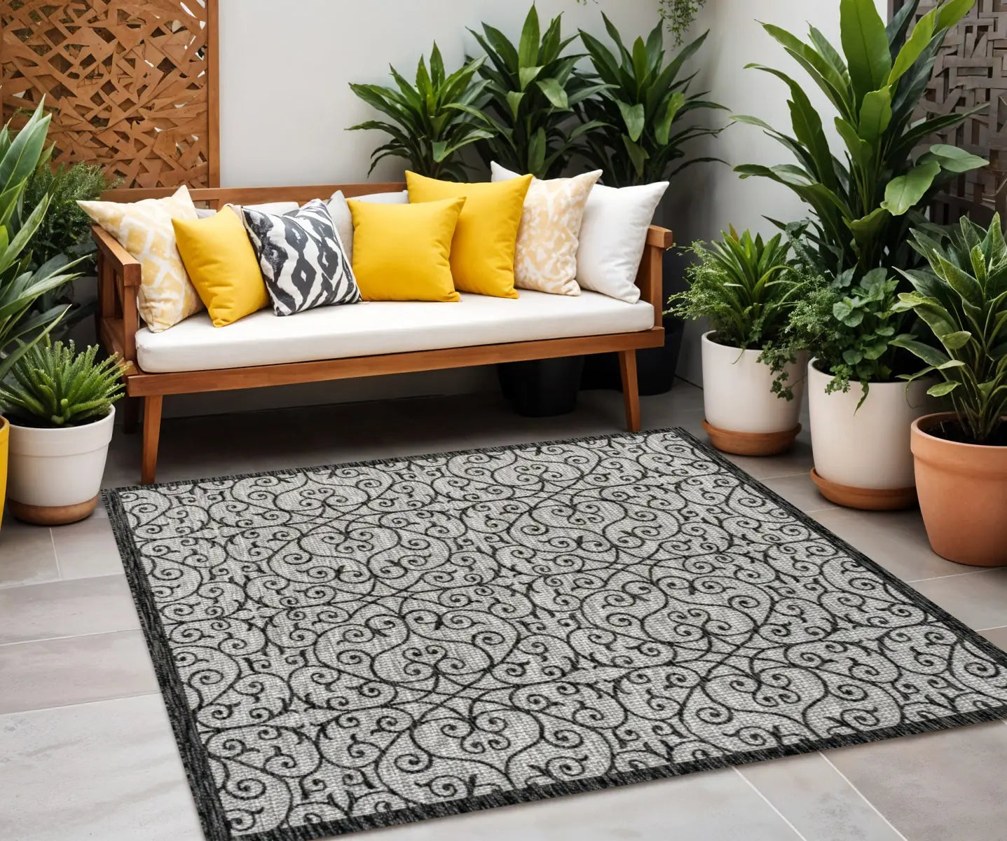 5' Light Gray And Black Square Geometric Indoor Outdoor Area Rug Homeroots Outdoor