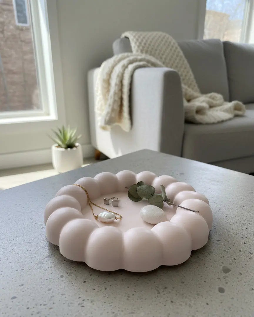 5" Pale Pink Resin Handmade Round Trinket Tray Homeroots Kitchen & Dining