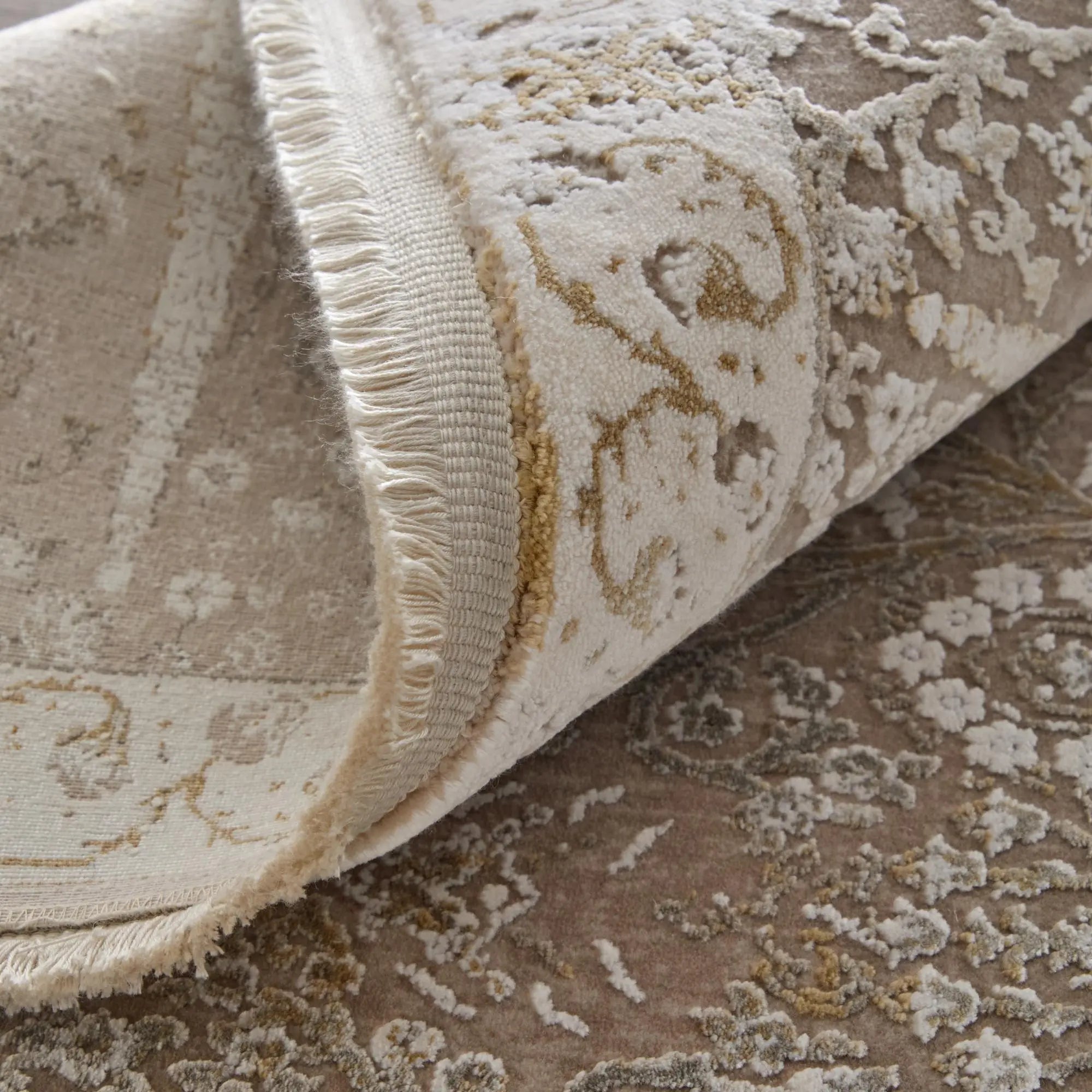 5' X 10' Ivory Taupe And Gold Floral Area Rug With Fringe Homeroots Home Decor