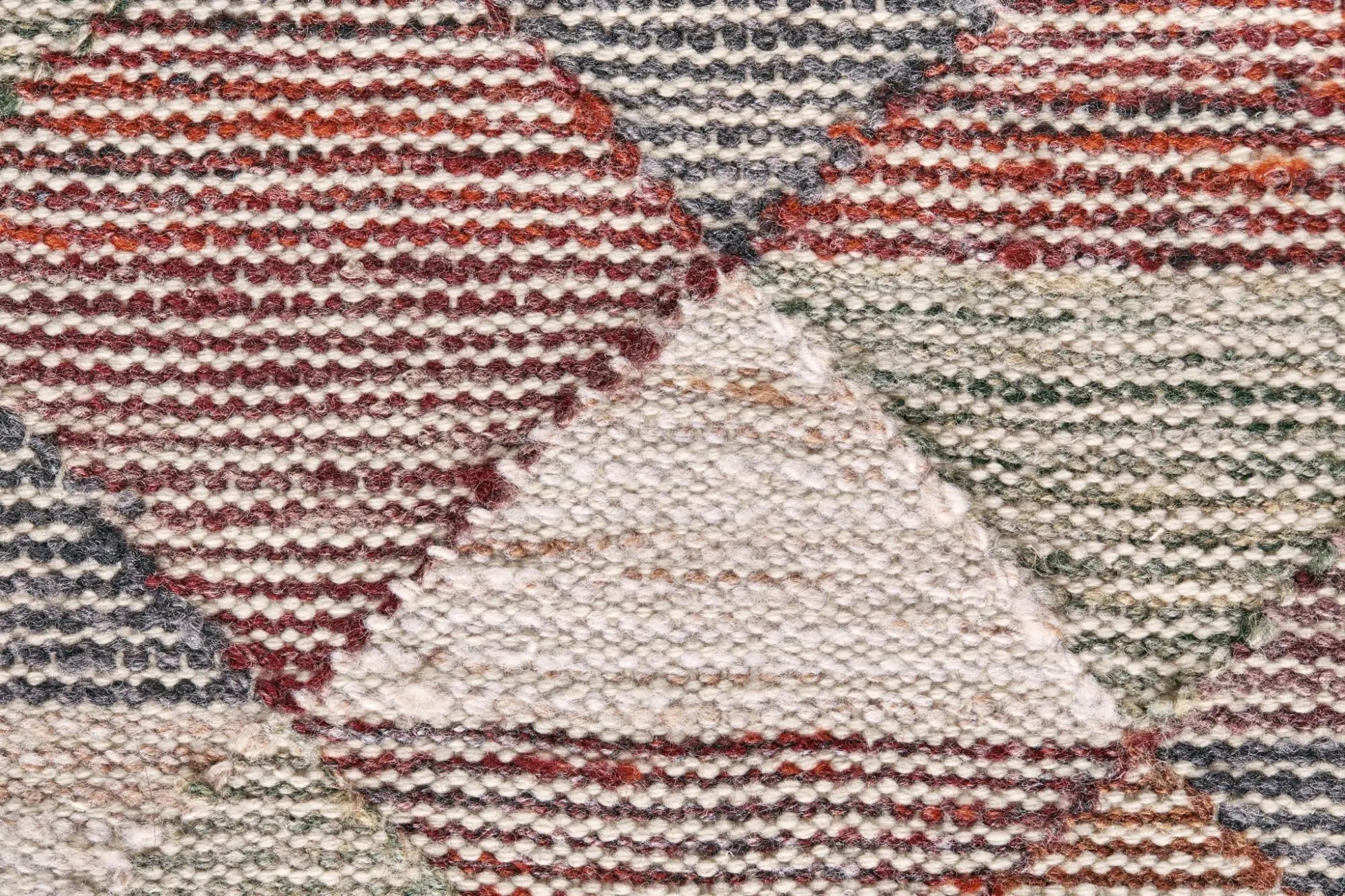 5' X 10' Red Blue And Green Geometric Hand Woven Area Rug Homeroots Home Decor