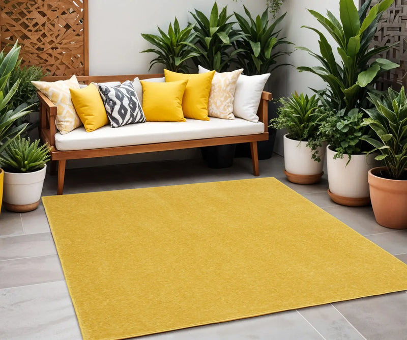 5' X 5' Yellow Square Indoor Outdoor Area Rug Homeroots Outdoor