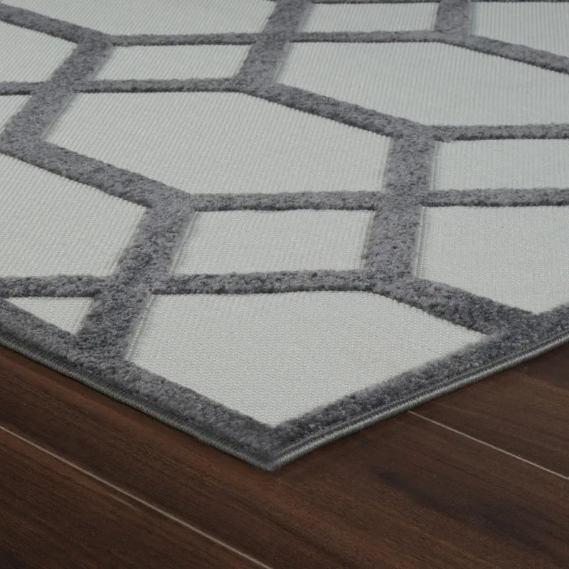 5' X 7' Beige And Gray Geometric Distressed Indoor Outdoor Area Rug Homeroots Outdoor