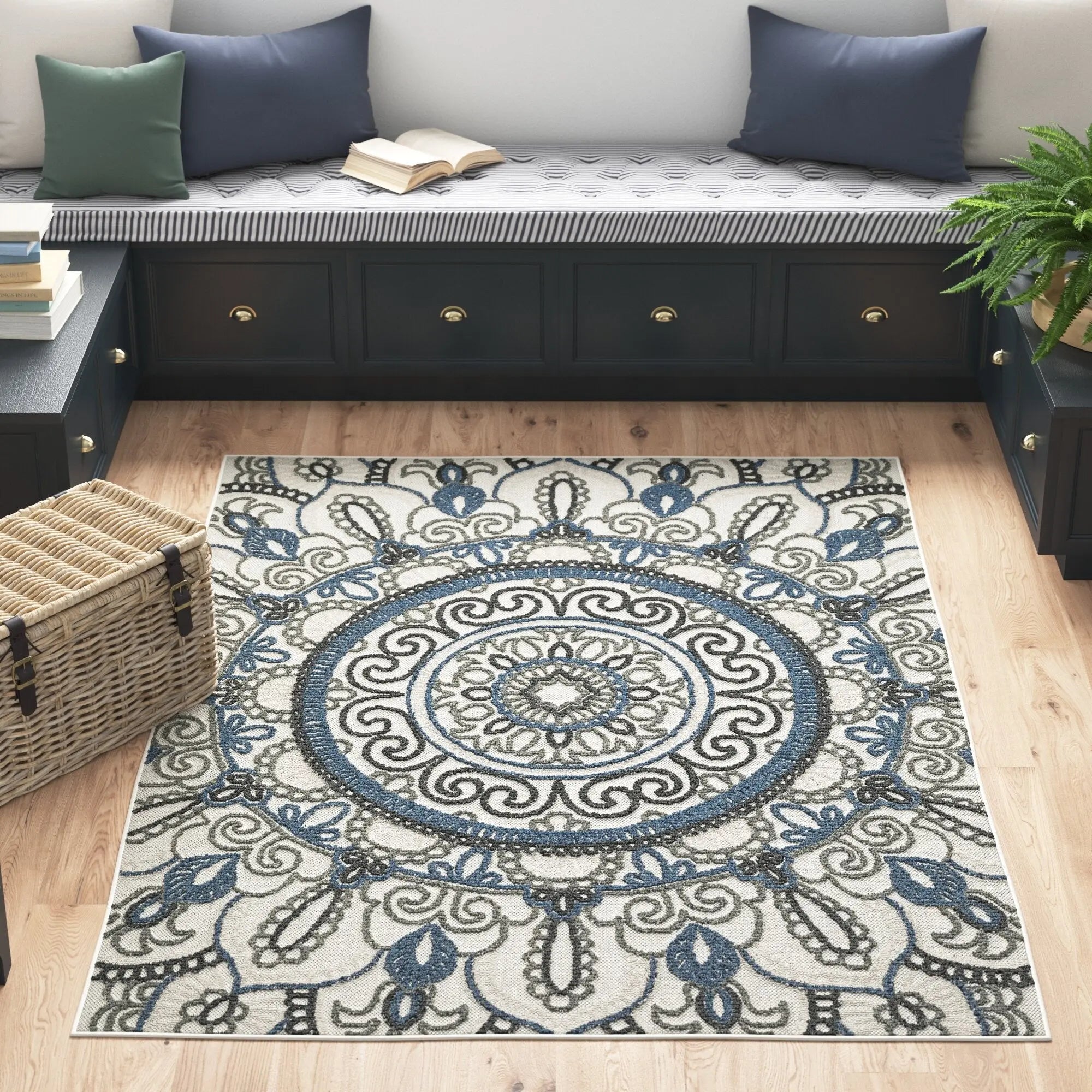 5' X 7' Blue and Beige Geometric Stain Resistant Indoor Outdoor Area Rug Homeroots Outdoor