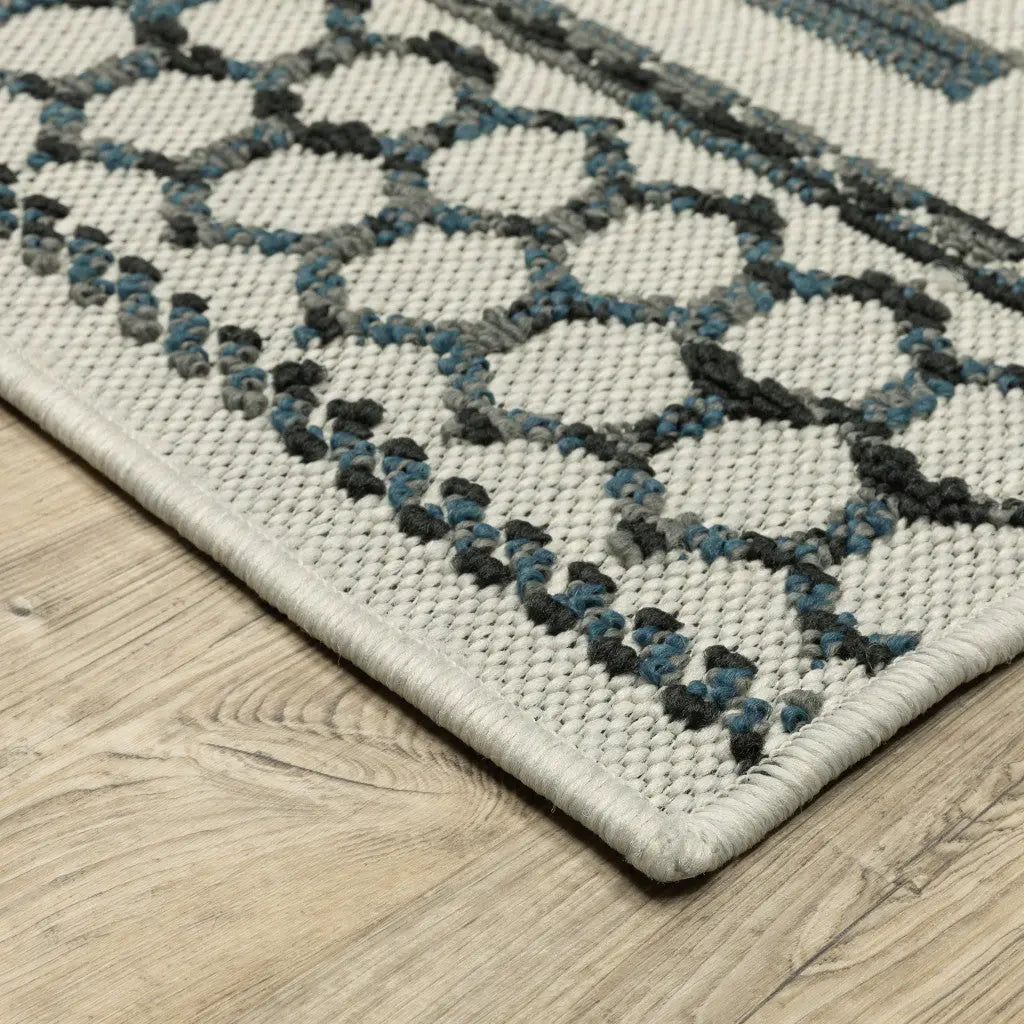 5' X 7' Blue and Beige Geometric Stain Resistant Indoor Outdoor Area Rug Homeroots Outdoor