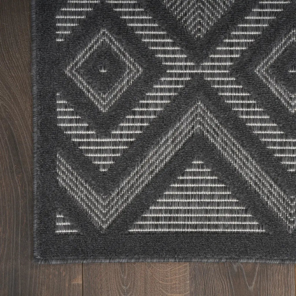 5' X 7' Charcoal Indoor Outdoor Area Rug - GreatEagleInc