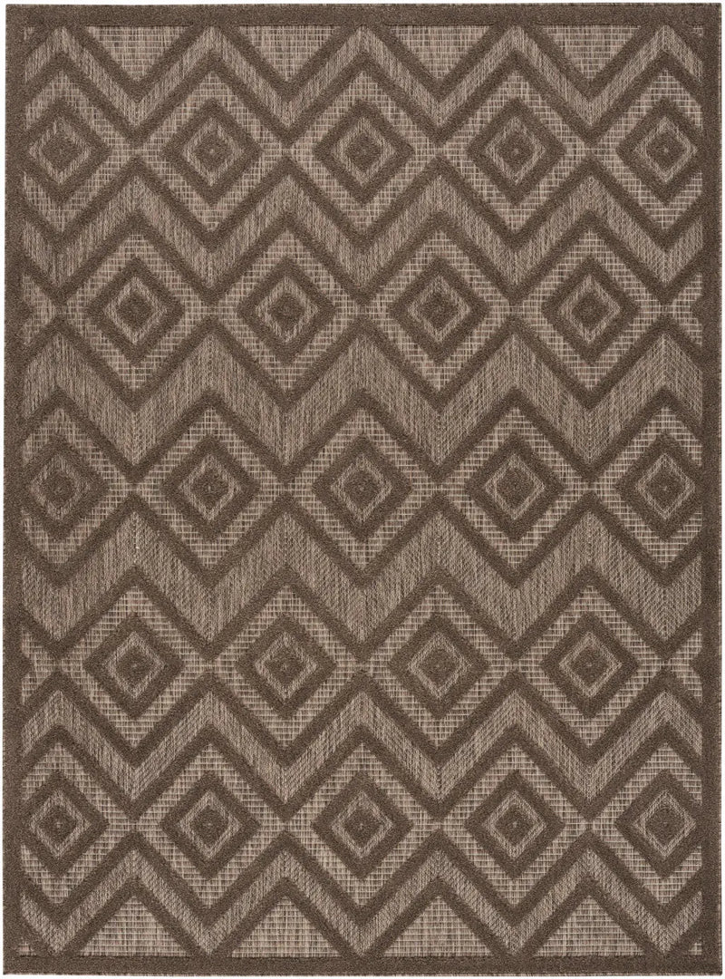 5' X 7' Dark Brown And Light Brown Geometric Indoor Outdoor Area Rug Homeroots Outdoor
