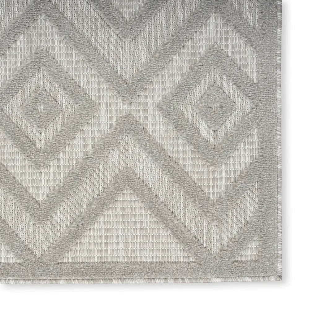 5' X 7' Gray Indoor Outdoor Area Rug - GreatEagleInc