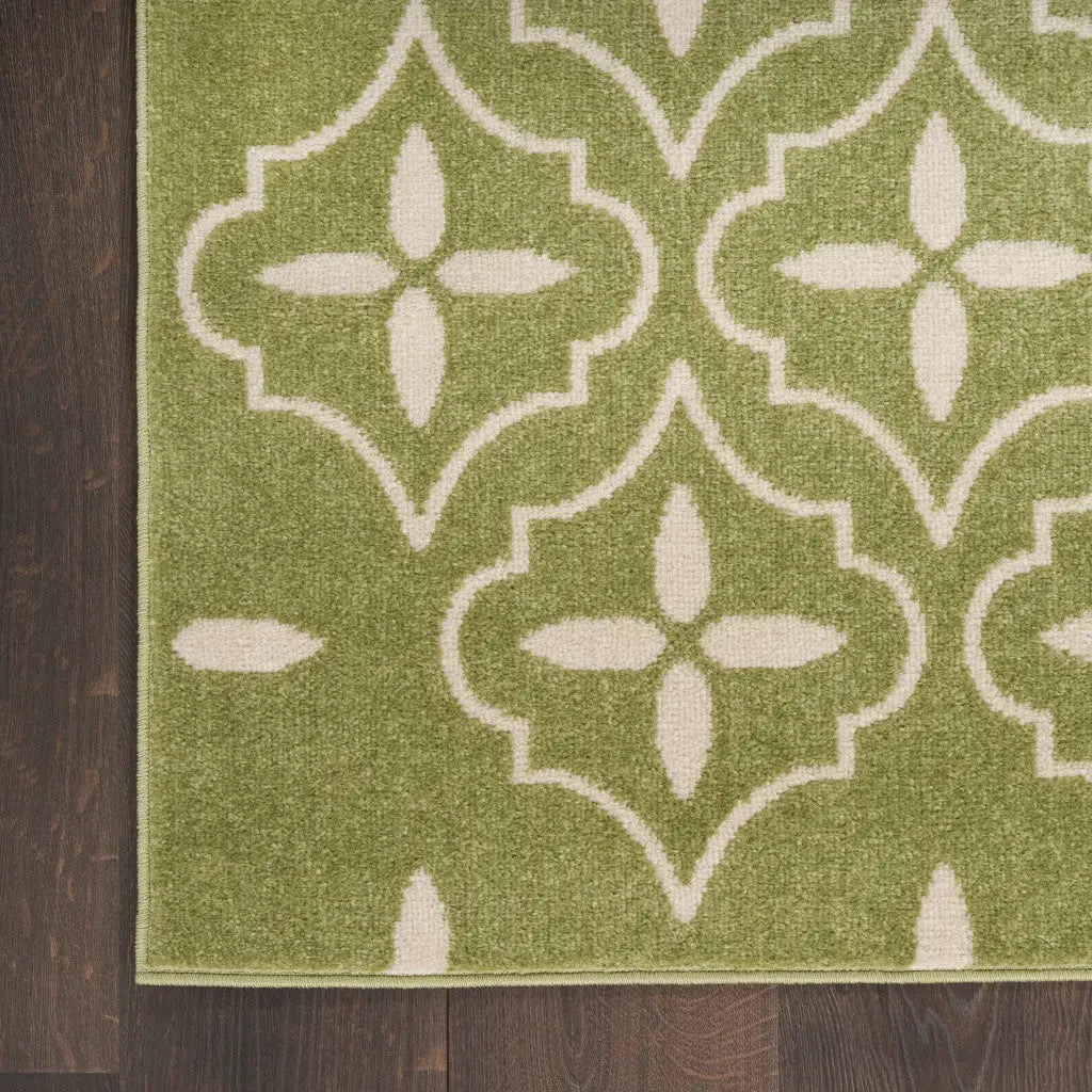 5' X 7' Green And Ivory Geometric Indoor Outdoor Area Rug Homeroots Outdoor