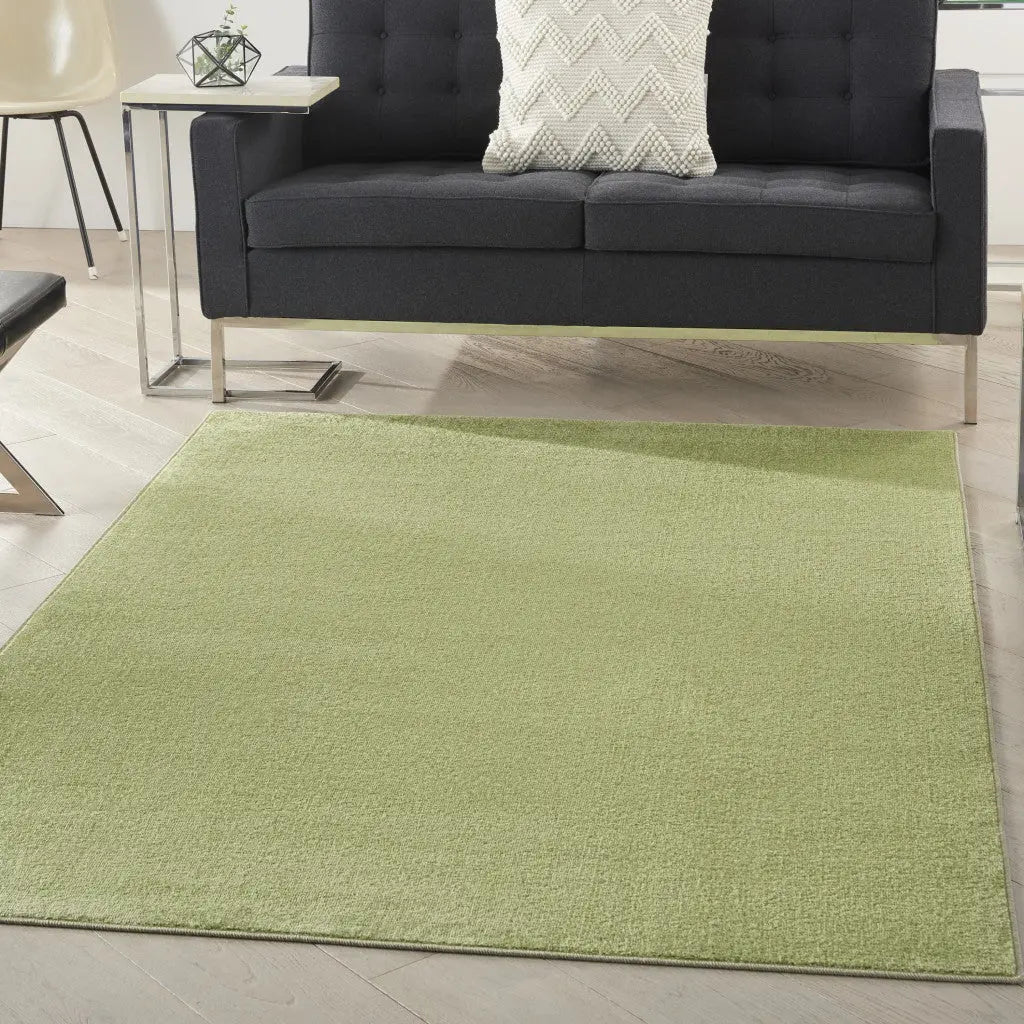 5' X 7' Green Indoor Outdoor Area Rug - GreatEagleInc