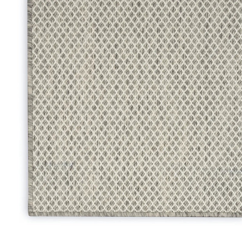 5' X 7' Ivory Geometric Power Loom Area Rug Homeroots Outdoor