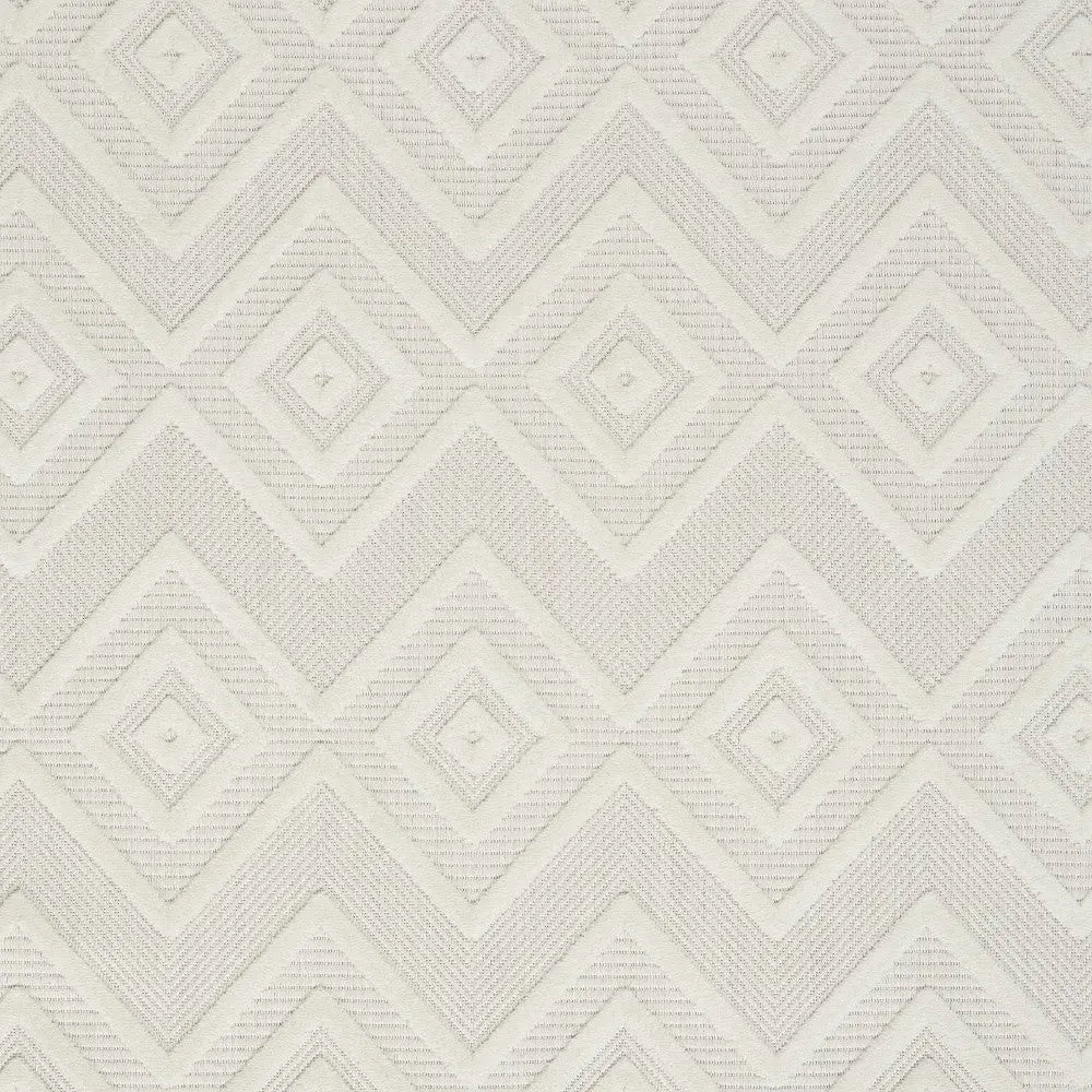 5' X 7' Ivory Indoor Outdoor Area Rug - GreatEagleInc