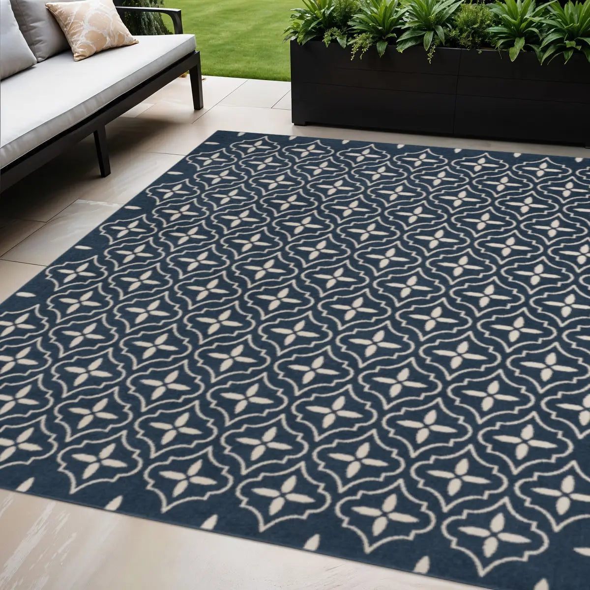 5' X 7' Navy Blue And Ivory Geometric Indoor Outdoor Area Rug Homeroots Outdoor