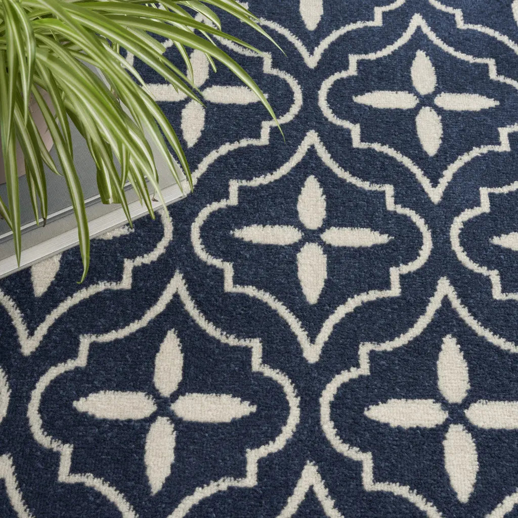 5' X 7' Navy Blue And Ivory Geometric Indoor Outdoor Area Rug Homeroots Outdoor