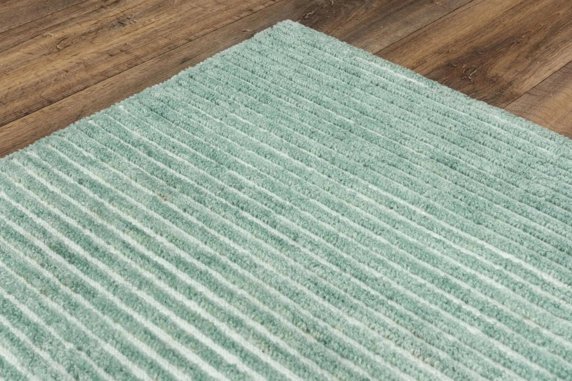 5' X 8' Aqua And Blue Hand Tufted Area Rug Homeroots Home Decor