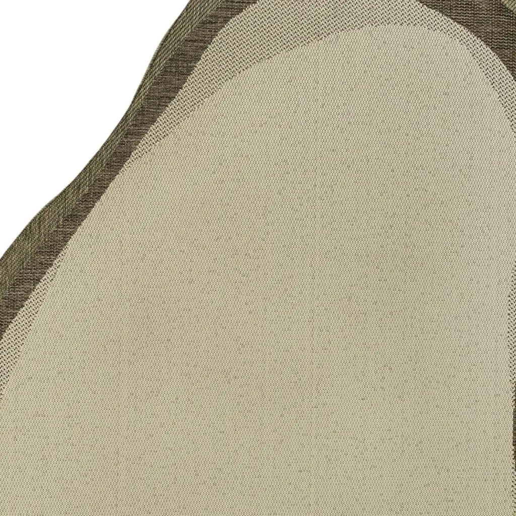 5' X 8' Beige And Brown Abstract Indoor Outdoor Area Rug Homeroots Outdoor
