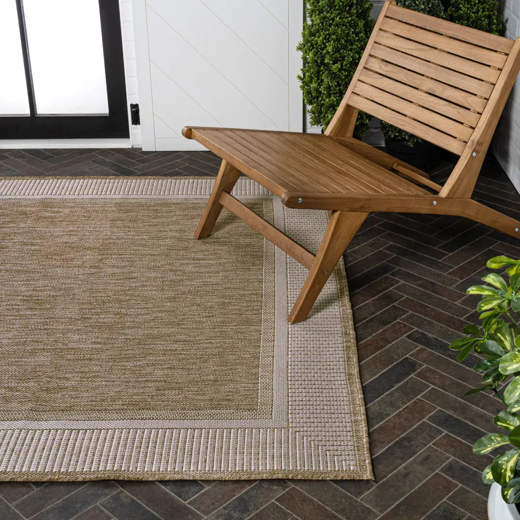 5' X 8' Beige And Cream Indoor Outdoor Area Rug Homeroots Outdoor