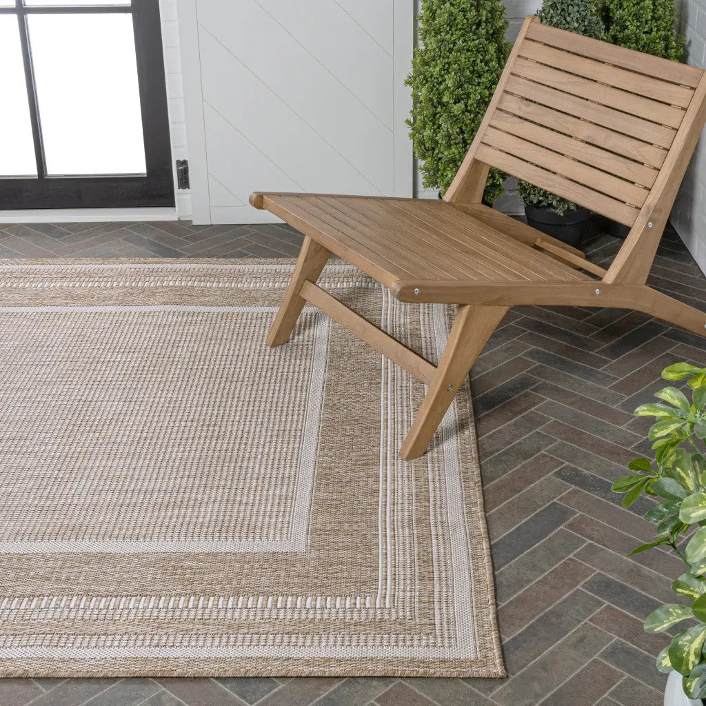 5' X 8' Beige And Cream Indoor Outdoor Area Rug Homeroots Outdoor