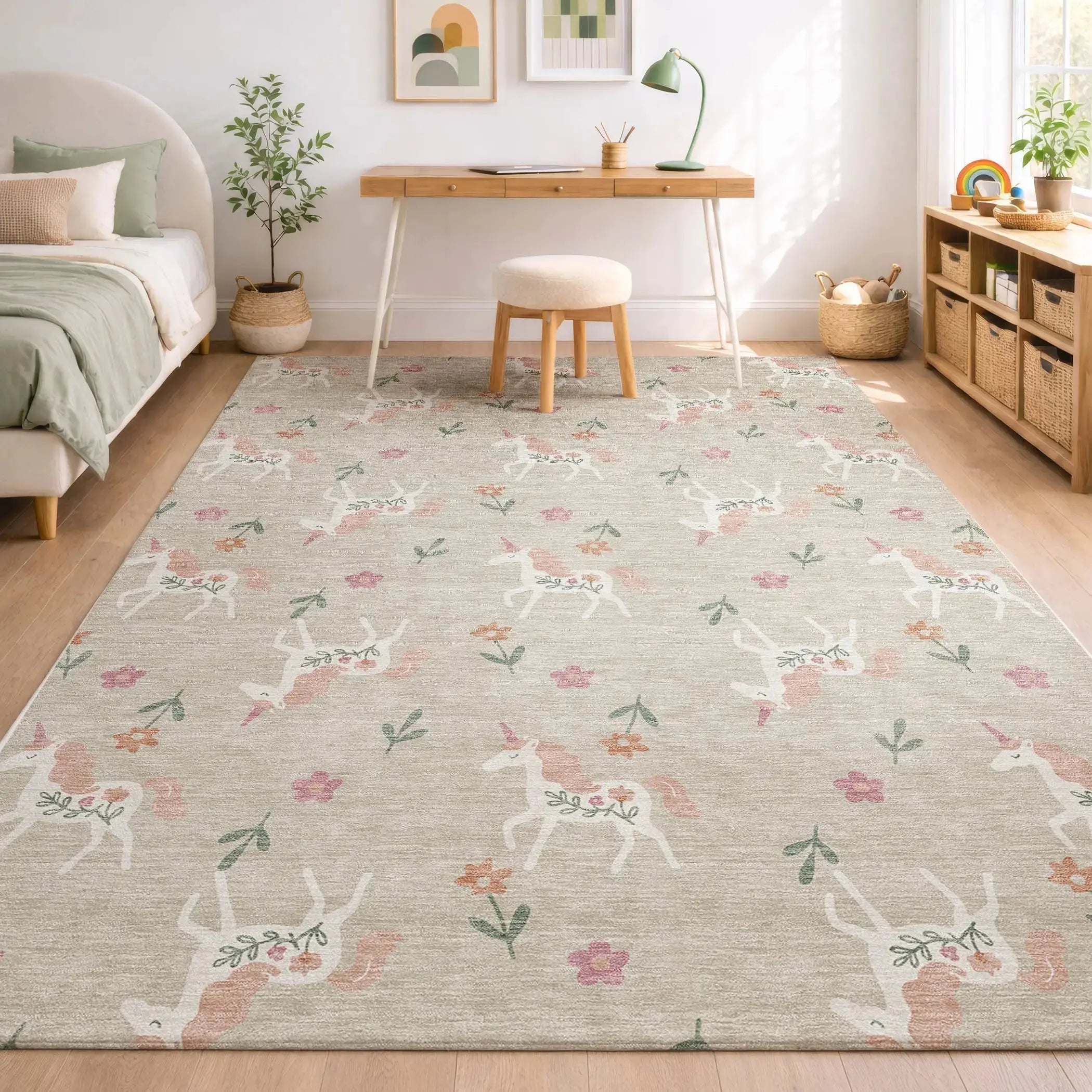 5' X 8' Beige And Gray Floral Washable Indoor Outdoor Area Rug Homeroots Outdoor
