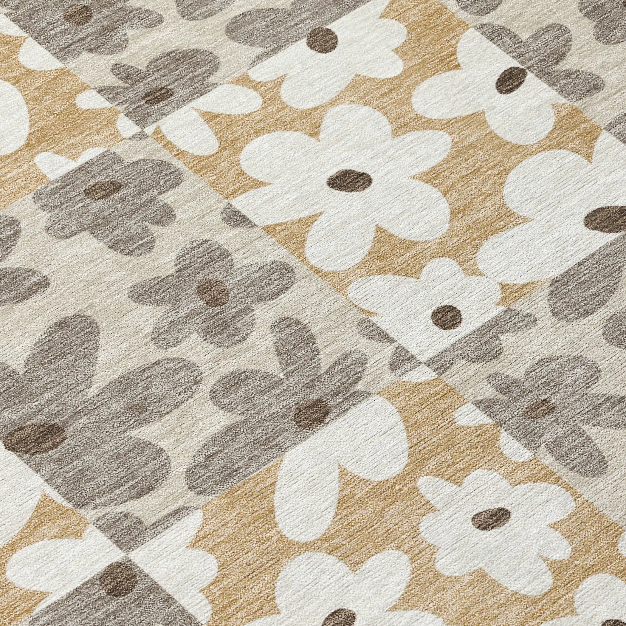 5' X 8' Beige And Ivory Floral Washable Indoor Outdoor Area Rug Homeroots Outdoor