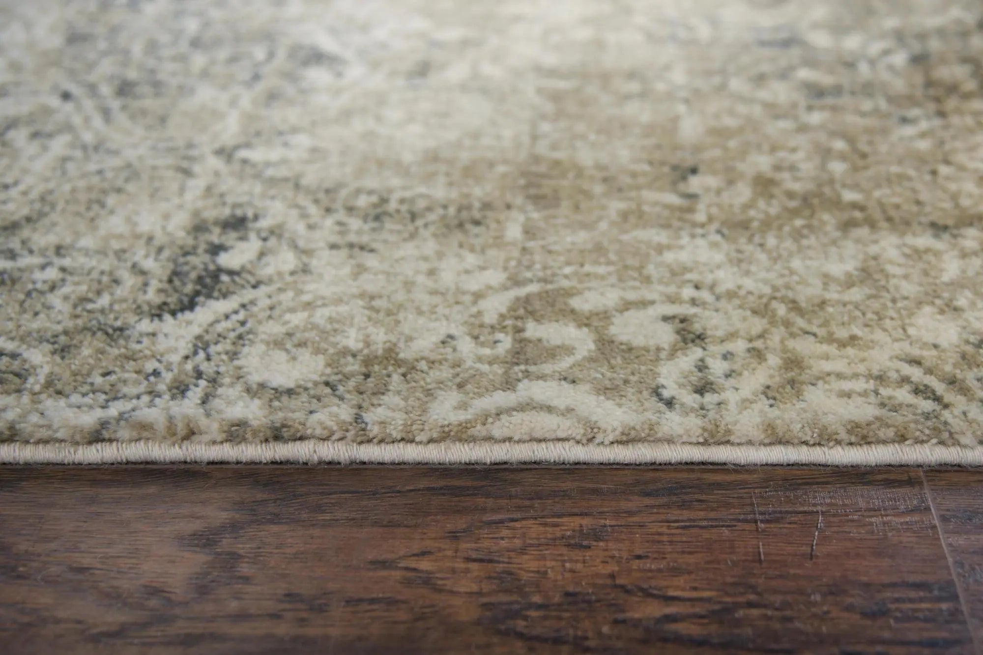 5' X 8' Beige And Natural New Zealand Lambs Wool Damask Hand Carved Handmade Area Rug Homeroots Home Decor