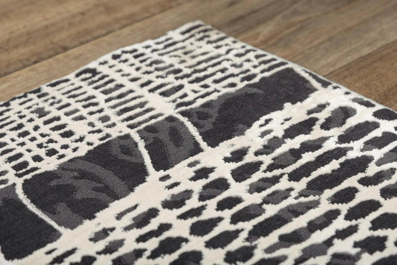 5' X 8' Beige Black Ivory And Gray Abstract Area Rug Homeroots Home Decor