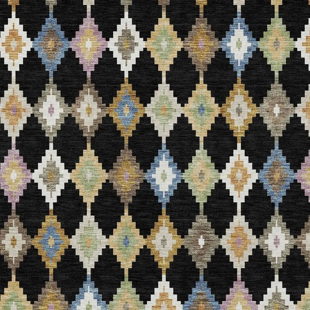 5' X 8' Black And Beige Aztec Washable Indoor Outdoor Area Rug Homeroots Outdoor