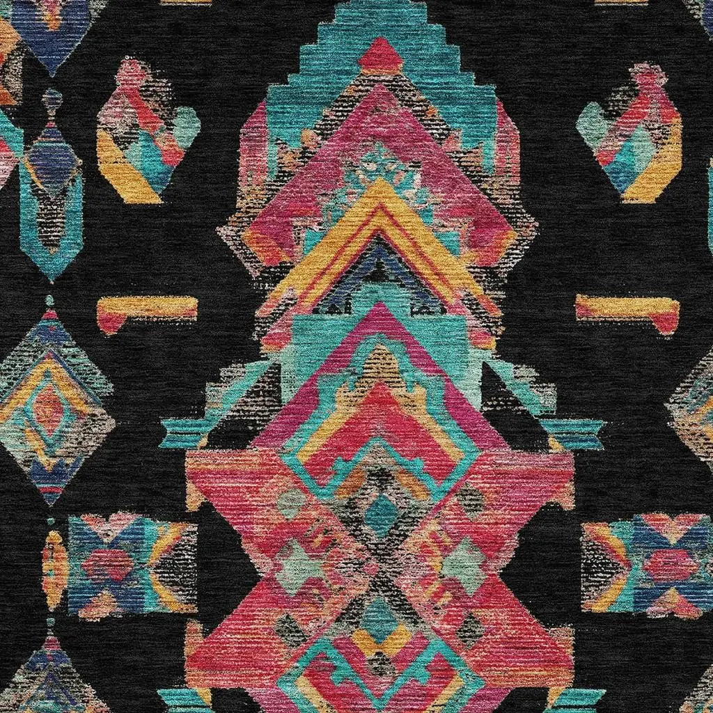5' X 8' Black And Beige Tribal Washable Indoor Outdoor Area Rug Homeroots Outdoor