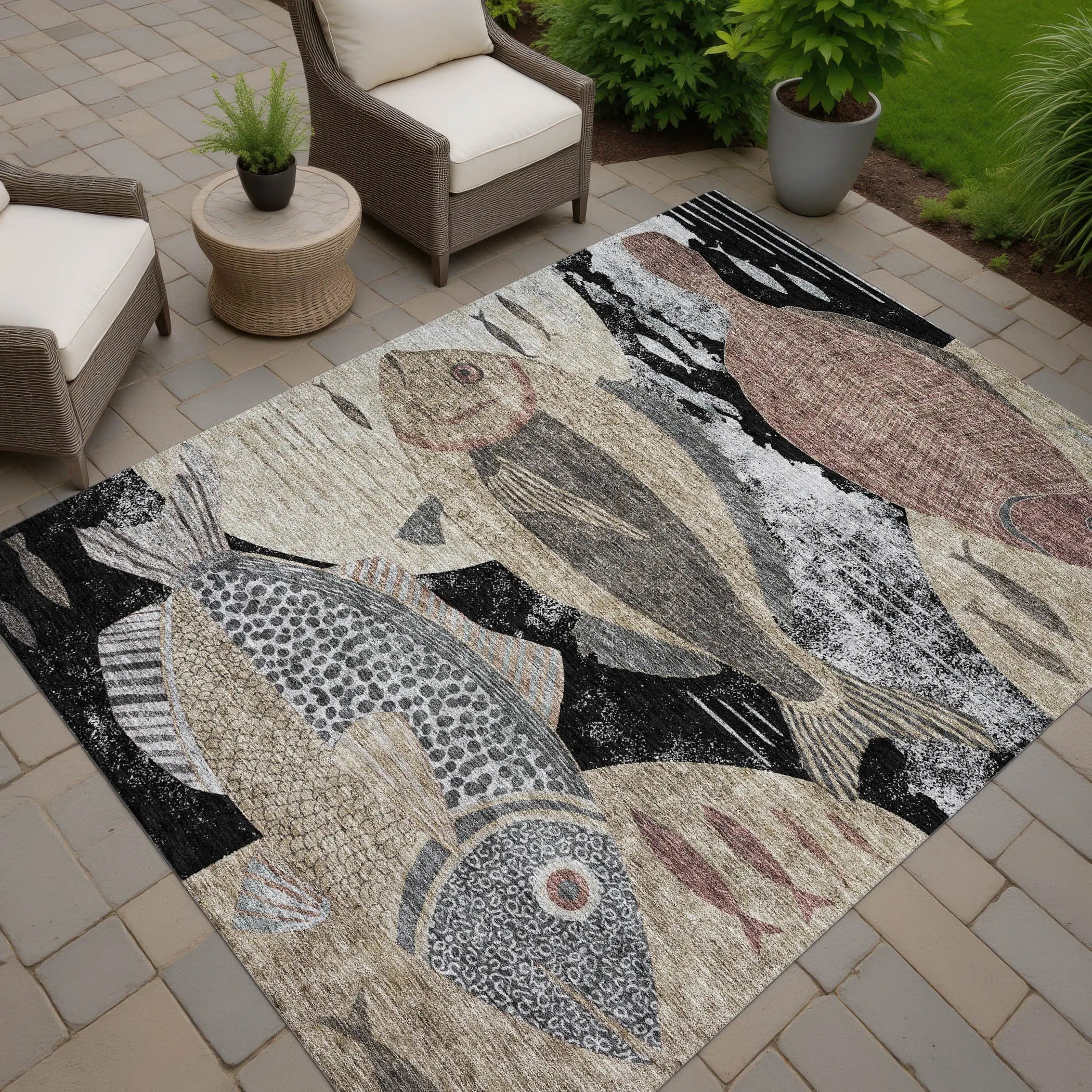 5' X 8' Black And Beige Tropical Fish Washable Indoor Outdoor Area Rug Homeroots Outdoor
