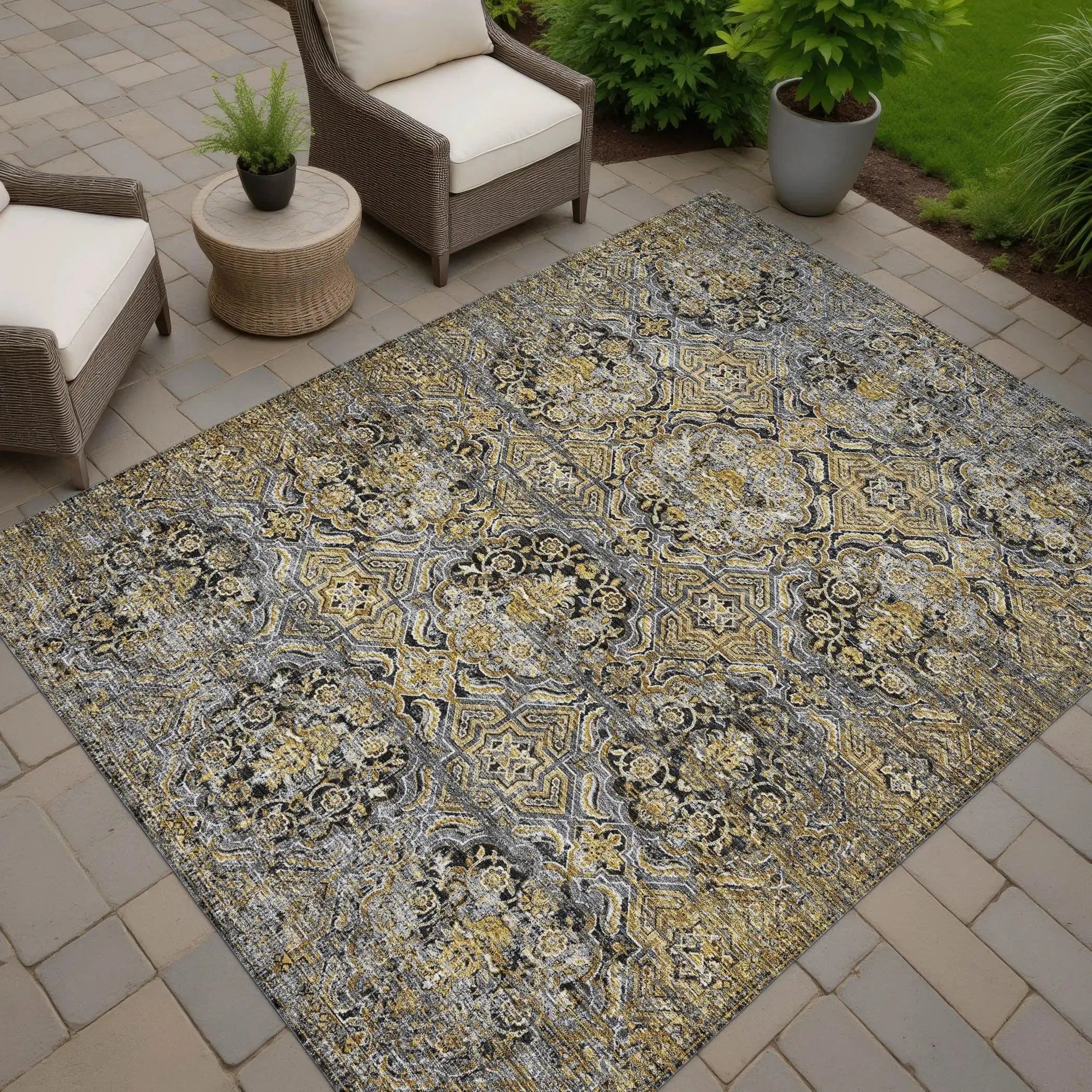 5' X 8' Black And Coffee Floral Washable Indoor Outdoor Area Rug Homeroots Outdoor
