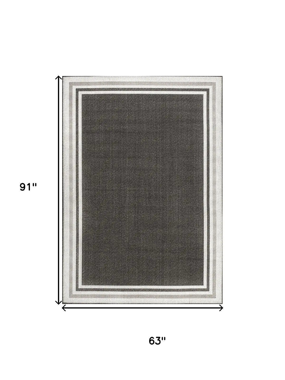 5' X 8' Black And Cream Striped Indoor Outdoor Area Rug Homeroots Outdoor
