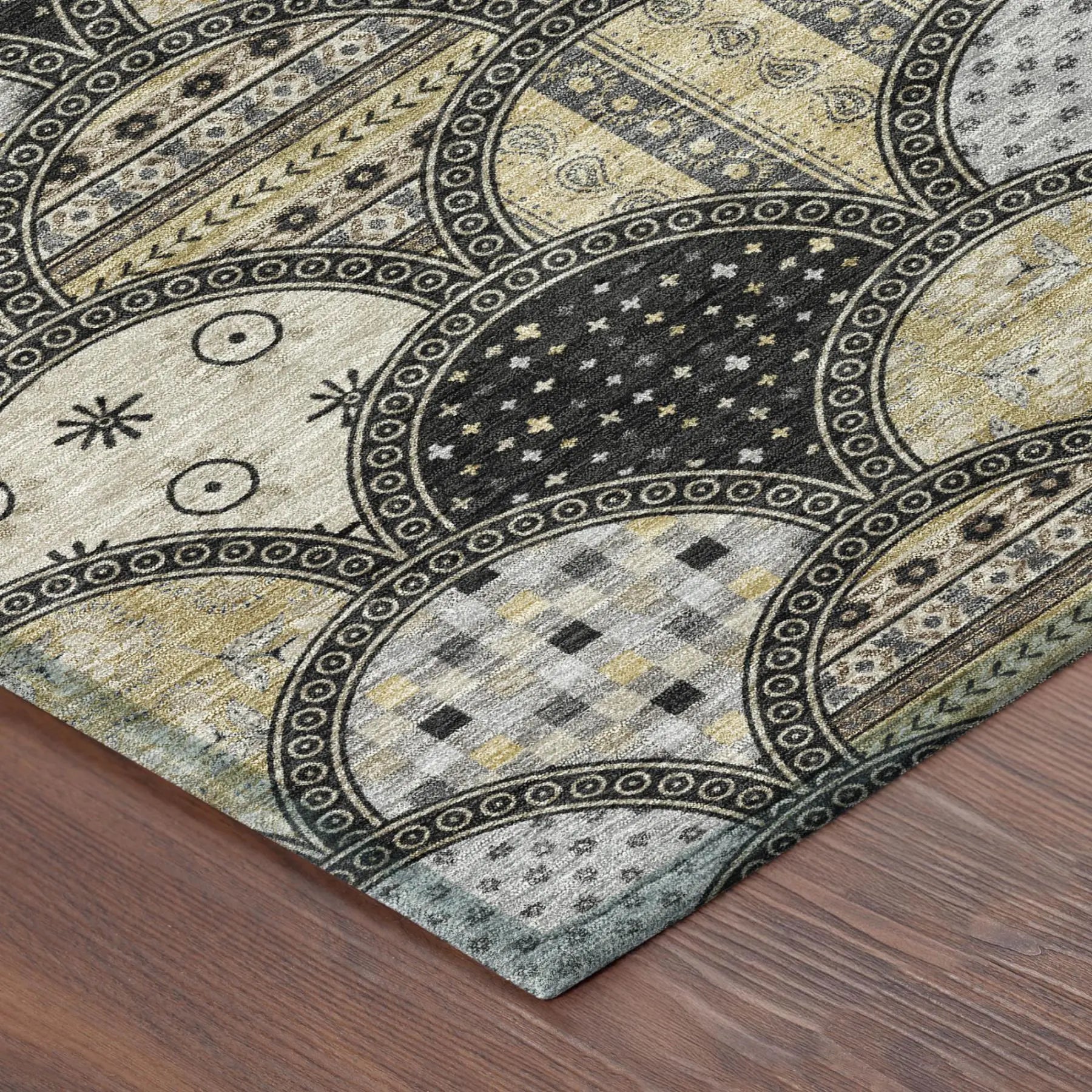 5' X 8' Black And Graphite Geometric Washable Indoor Outdoor Area Rug Homeroots Outdoor