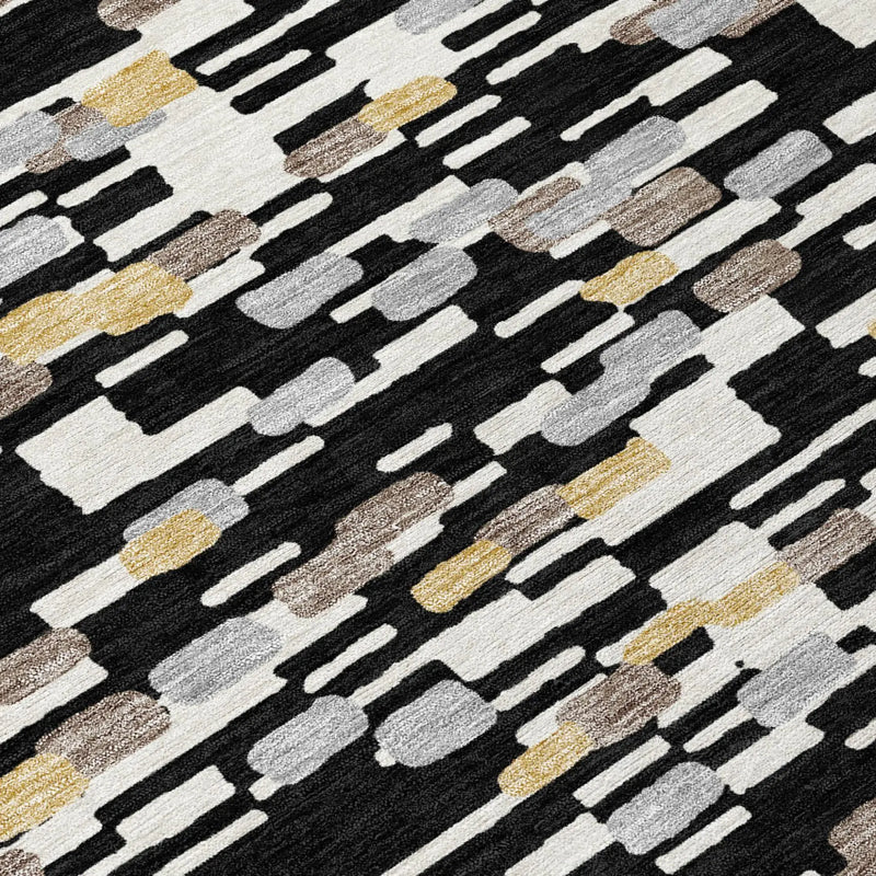 5' X 8' Black And Graphite Geometric Washable Indoor Outdoor Area Rug Homeroots Outdoor