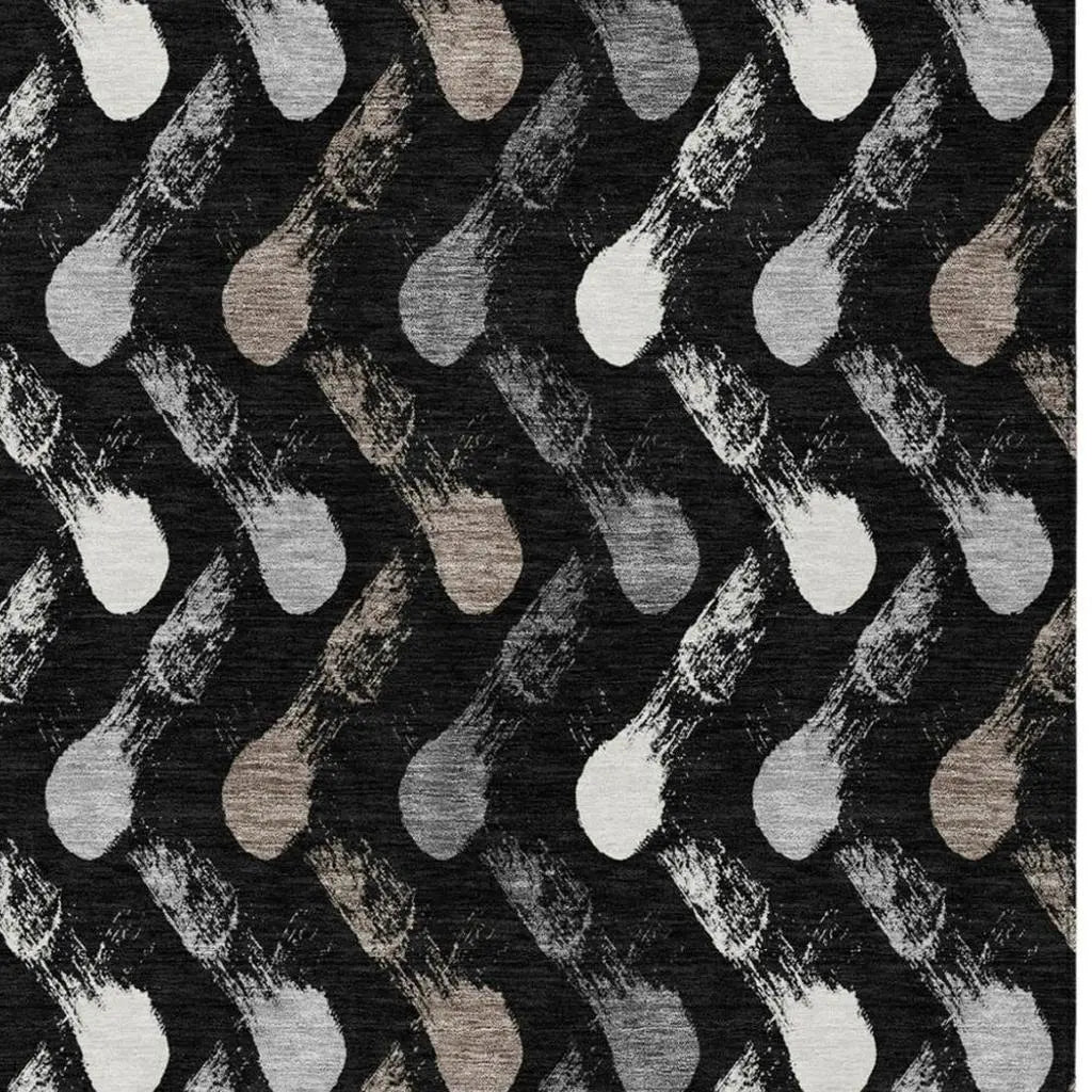 5' X 8' Black And Graphite Geometric Washable Indoor Outdoor Area Rug Homeroots Outdoor