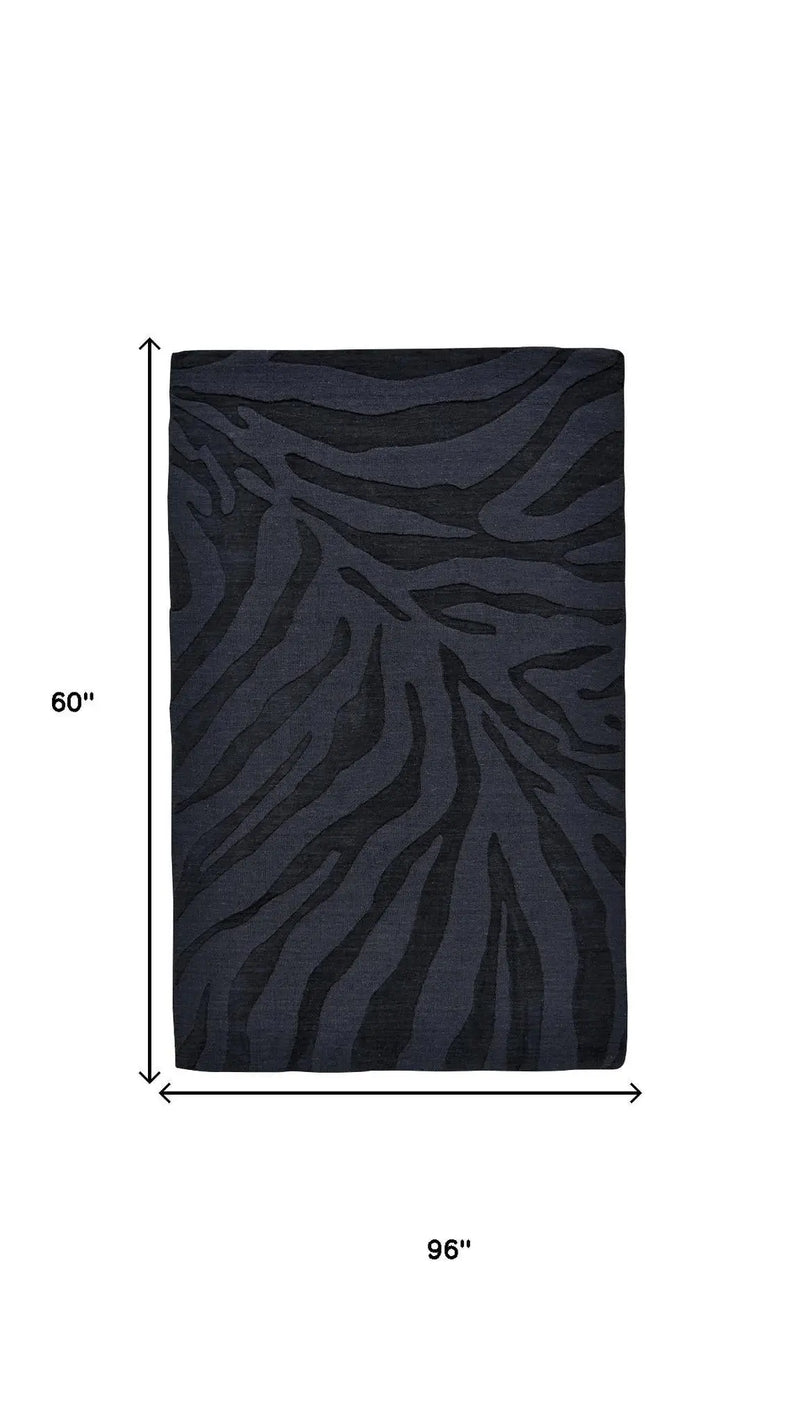 5' X 8' Black And Gray Animal Print Hand Tufted Area Rug Homeroots Home Decor