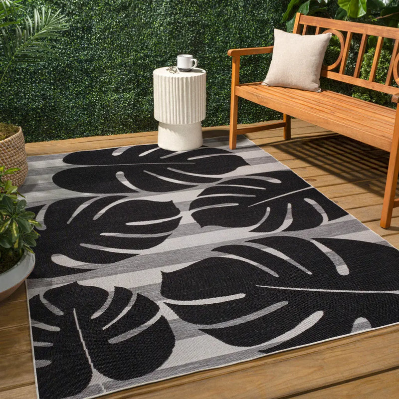 5' X 8' Black And Gray Floral Indoor Outdoor Area Rug Homeroots Outdoor