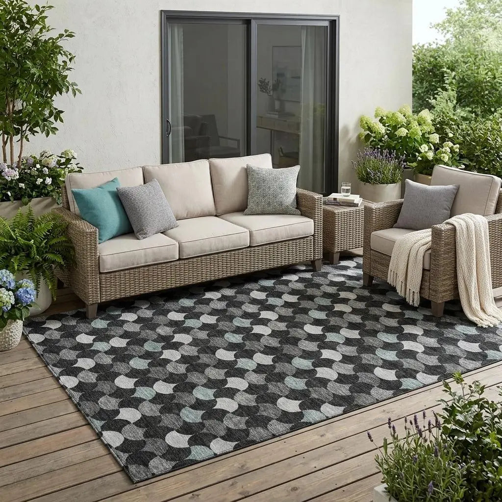 5' X 8' Black And Gray Geometric Washable Indoor Outdoor Area Rug Homeroots Outdoor