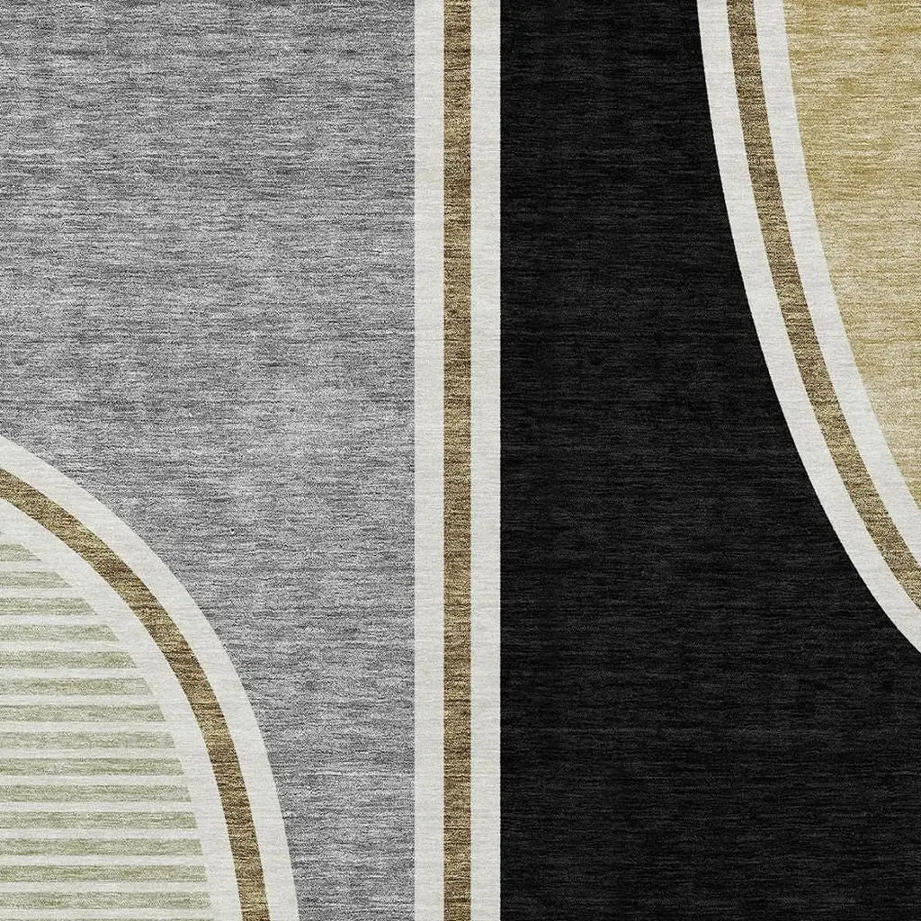 5' X 8' Black And Gray Geometric Washable Indoor Outdoor Area Rug Homeroots Outdoor