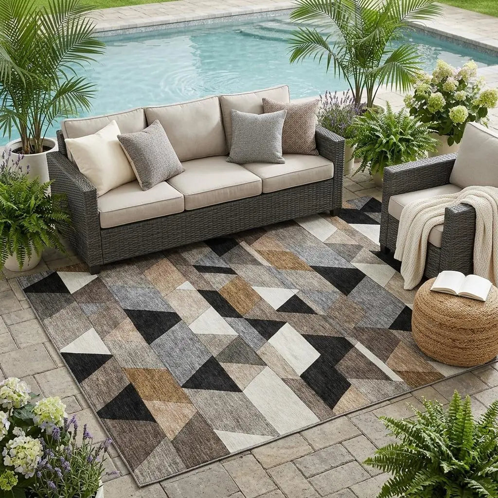 5' X 8' Black And Gray Geometric Washable Indoor Outdoor Area Rug Homeroots Outdoor