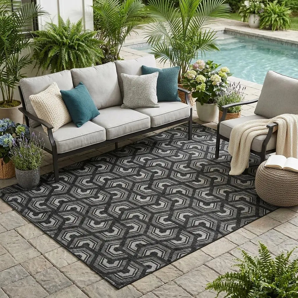 5' X 8' Black And Gray Geometric Washable Indoor Outdoor Area Rug Homeroots Outdoor